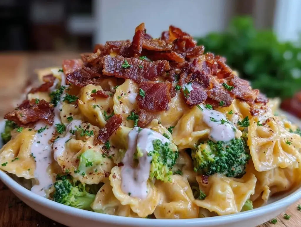 creamy broccoli cheddar pasta salad - featured image